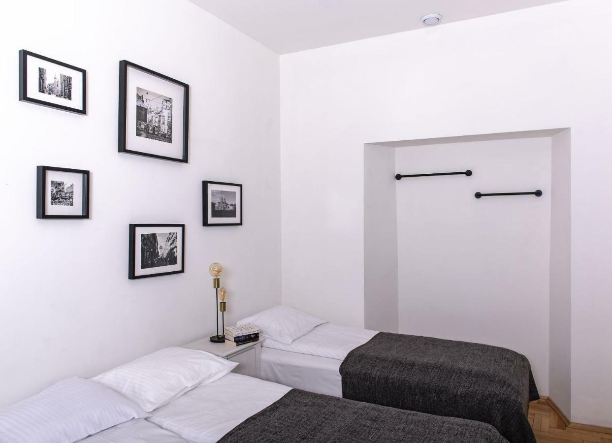 3D Florianska 15 Apartament Krakow Bagian luar foto