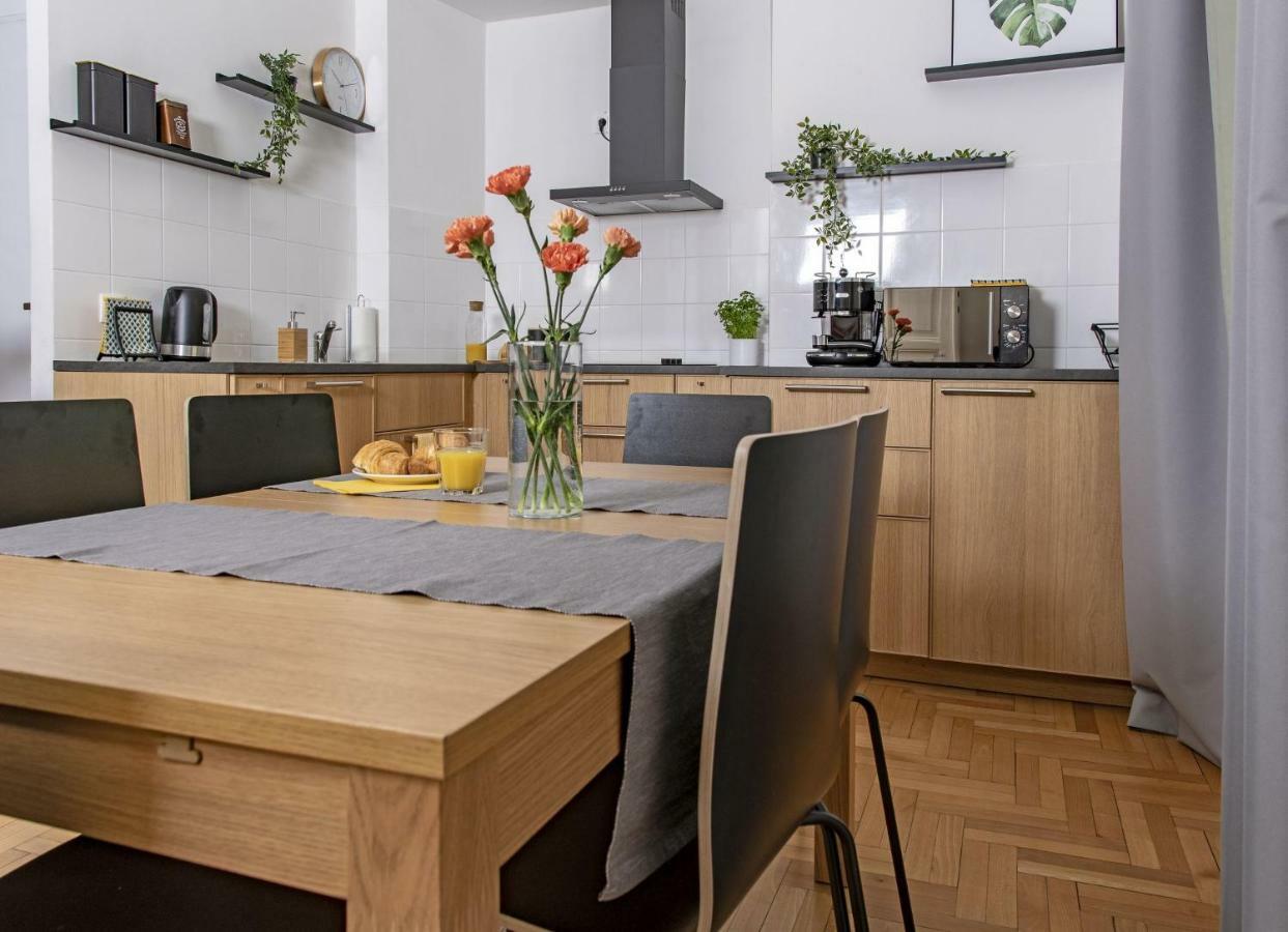 3D Florianska 15 Apartament Krakow Bagian luar foto